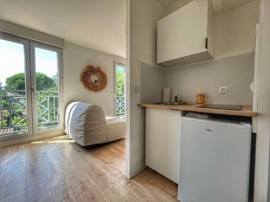 Studio Refait A Neuf Avec Parking Toulouse Exterior photo
